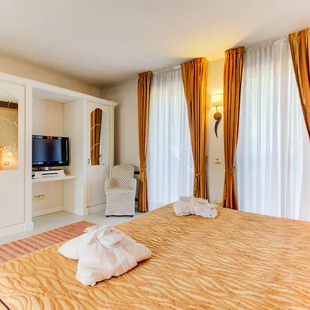 Ξενοδοχείο Monastero & By Double Hospitality