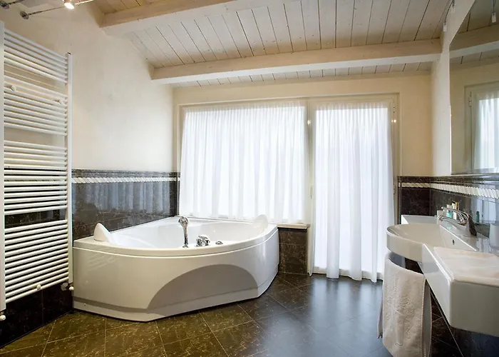 Monastero & Hotel Soiano Del Lago
