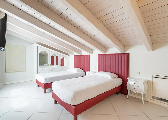 Hotel Monastero & 4*